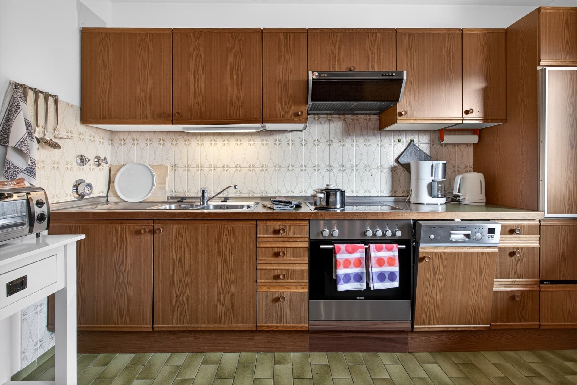 Kochzeile in der Küche – Ferienwohnung Allgäu